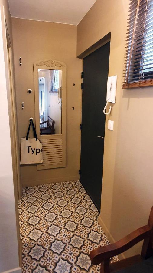 Hypercentre, Grand Traversant De 47m2 * Sete